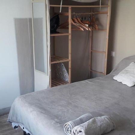 Logement Independant Au Calme Proche Toutes Commodites Et Transports Le Cannet Exterior photo